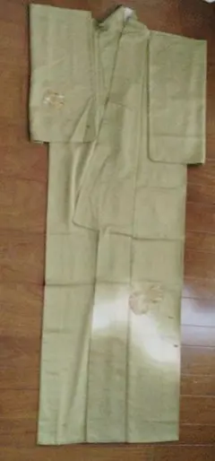 【正絹・袷】若草色 付け下げ 訪問着 上品 刺繍入り 白ぼかし リメイク可