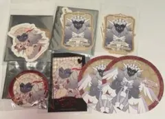 ハズビンホテル アニカフェ 箔押しカード ステッカー 缶バッジ コースター セラ