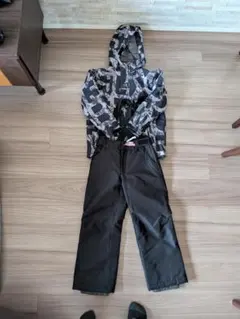 cosby 子供用スキーウェア（130cm・グレー迷彩）