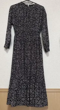 COHINA花柄ロングワンピース　黒