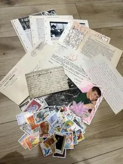 ジャンクジャーナル素材　コラージュ素材　洋書 切り離し　紙もの　古紙　海外切手