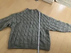 グレー ケーブル編み ハイネックニット M