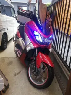 n-max 125　レッド／シルバー　中古　川口市引き取り限定のサムネイル