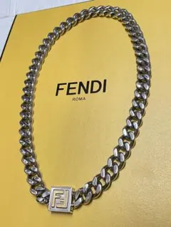 2025年最新】FENDI ネックレス シルバーの人気アイテム - メルカリ
