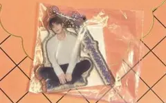 TXT ACT:TOMORROW カプセルトイ　テヒョン　アクリルキーリング