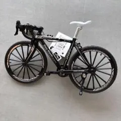 ミニチュアバイク ブラック 1/10スケール