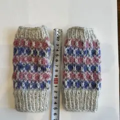 ハンドメイド　ニット　キッズ　編み込み模様 アームカバー グレー ピンク 青