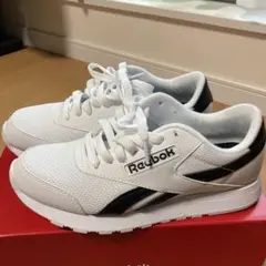 Reebok ホワイト スニーカー 23.5cm