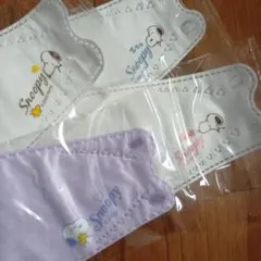 スヌーピーワンポイント立体マスク4枚 3Dダイヤモンド型マスク4枚　8枚セット