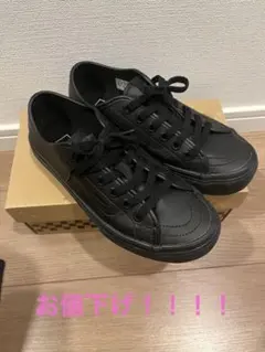 お値下げ！！撥水加工レインシューズ　VANS スニーカー ブラック23㎝のサムネイル