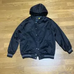 フード付きスタジャン