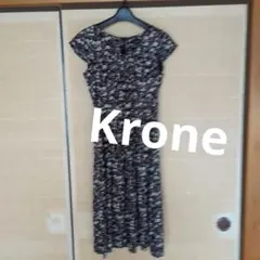 Krone 花柄 総柄フレンチスリーブひざ丈ロングワンピース