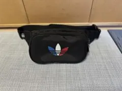 アディダス ボディバッグ