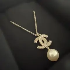 CHANEL シャネル　　パール付き　ネックレスのサムネイル