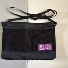 マンウィズ サコッシュ