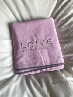 LOIVE ヨガラグ　ピンク