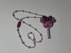 ディズニー ミニーマウス 光るおもちゃ ペンダント ピンク