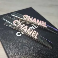CHANEL ロゴ ヘアピン ヘアクリップ　薄ピンク