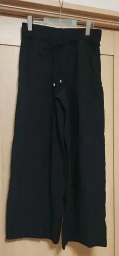 ZARA　ブラック ワイドパンツ ゴムウエスト