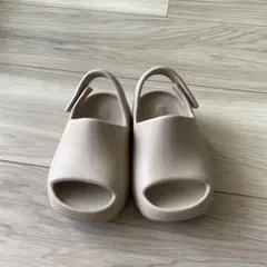 YEEZY SLIDE INFANT MADE BY ADIDAS 14センチ