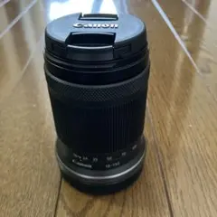 Canon RF-S 18-150mm f/3.5-6.3 純正フード付きのサムネイル