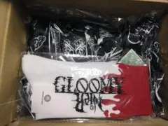 早い者勝ちの最終値下げ！新品nierclothingフルジップパーカーと靴下