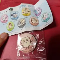 ちいかわ×くら寿司　シーサー　缶バッジ