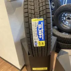 【得冬タイヤ】ダンロップ／ウインターマックスSJ8+　225/60 R18　１本