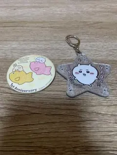 【限定品】ちいかわもぐもぐ本舗川越店1周年記念ノベルティ和紙風缶バッジ　うさぎ