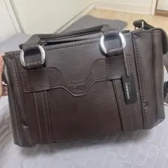 ブラウン ショルダーバッグ 合成皮革