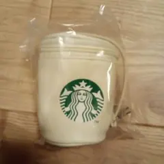 Starbucks ホワイトポーチ　福袋2026 カップポーチ