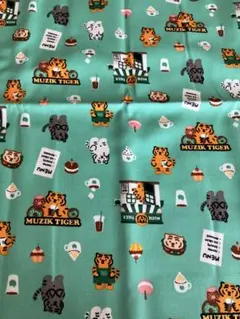 Muzik Tiger プリント綿生地 オックス　ミントグリーン　作り方付