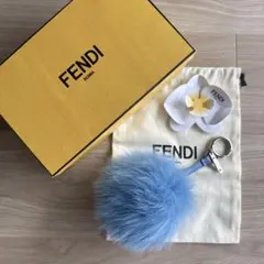 【超美品】FENDI ポンポンチャーム ブラック パープル 箱付き フェンディー 超美品】FENDI ポンポンチャーム ブラック パープル 箱付き