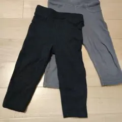 黒とグレーの薄手ズボン