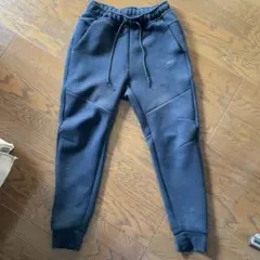 中古) Nike テックフリース ジョガーパンツ 黒 Mサイズ