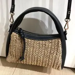 H&M かご素材スモールクロスボディバッグ