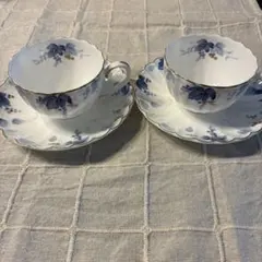 ファインボーンチャイナ　カップ&ソーサー２客セット