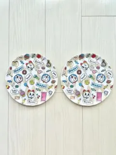 ドラえもん メラミンプレート 2枚セット 3COINS スリーコインズ 皿のサムネイル