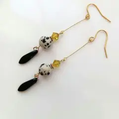 ダルメシアンジャスパー×チェコタガー×スワロフスキーピアスイヤリング