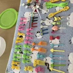 お弁当用 キャラクターピック 大量セットのサムネイル