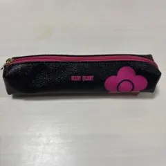 MARY QUANT ペンケース ポーチ ブラック ピンク