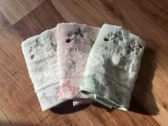 刺繍入り花柄タオルハンカチ3枚セット