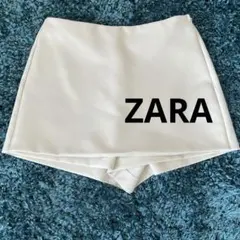 極美品！ZARA ショートパンツ　ホワイト　Sサイズ