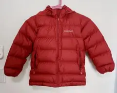 クリーニング済み110㎝　mont-bell 赤 ダウンコート フード付き