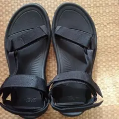 Teva ブラック スポーツサンダル
