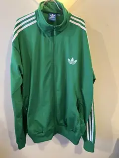 アディダス　トラックジャケット