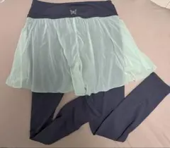 Chacottのキュロットスカート付きレギンス　グレー Mサイズのサムネイル