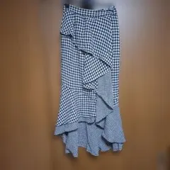 フレアロングスカート　白黒千鳥格子　アシンメトリーデザイン　フレア多　リゼクシー