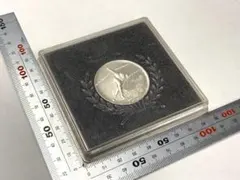 1972年 札幌オリンピック 記念メダル　銀色メダル　記念品のサムネイル