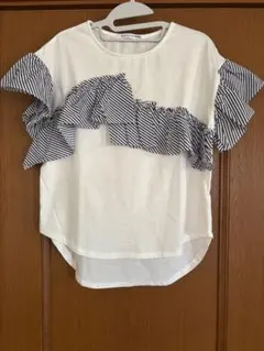 ★お値下げ★☆美品☆レイカズン フリル付Tシャツのサムネイル